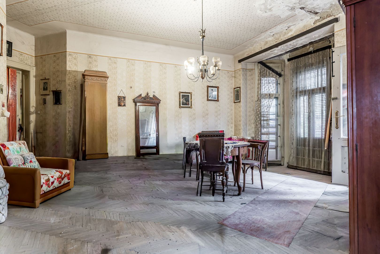 Apartament ultracentral cu 2 camere neamenajat Comision 0 - Poză 2