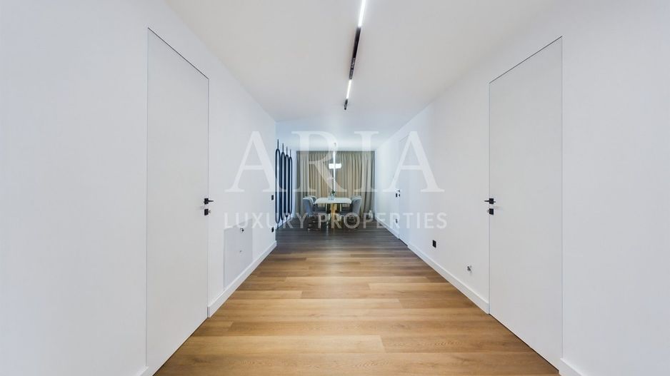 WATERFRONT VILLA 2024 FIRST RENT POOL - Poză 22