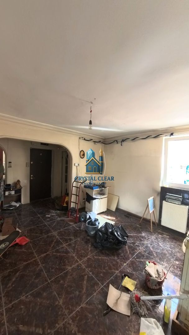 Apartament cu 4 camere - cartierul Dâmbu Pietros, str. Parângului - Poză 2