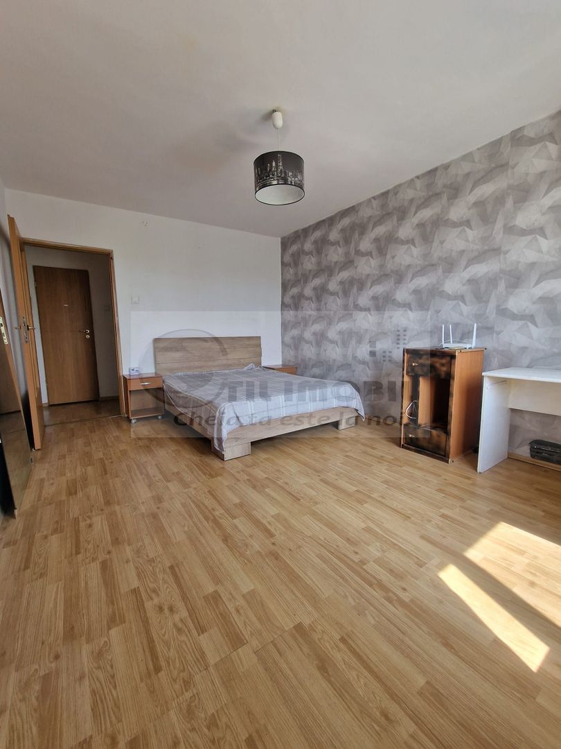 Apartament 3 camere decomandat - Podul Ros - Dedeman - Poză 1