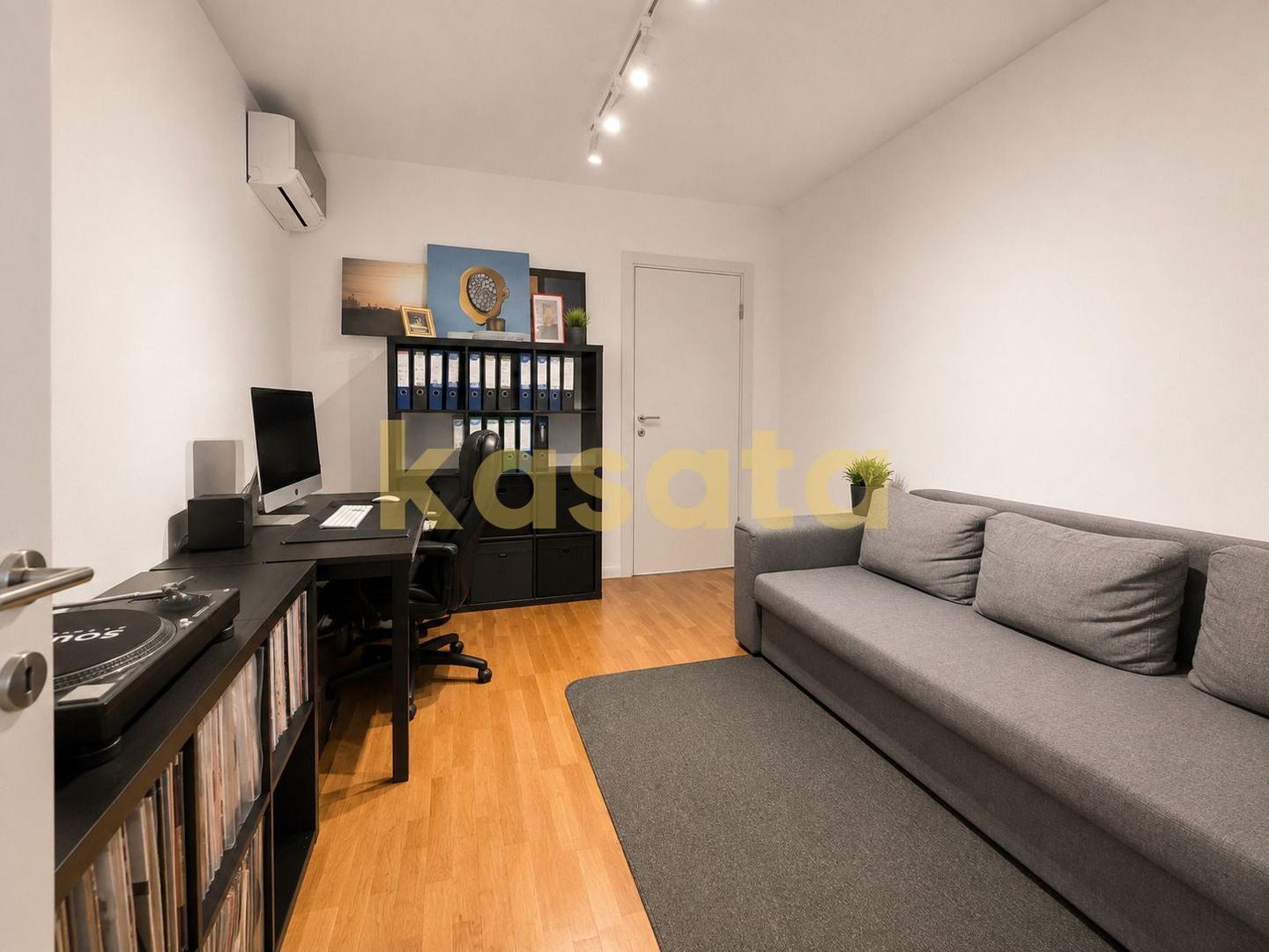 3 camere | 82,32 mp | 2 băi | 2 balcoane | Baba Novac Residence - Poză 8