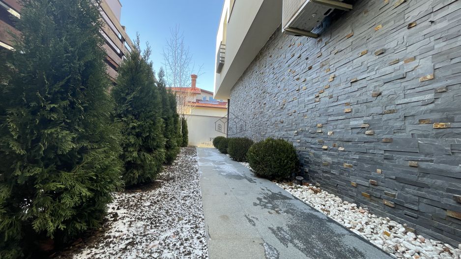 VILA CU 5 CAMERE LA INCHIRIERE LANGA BRITISH SCHOOL - Poză 9