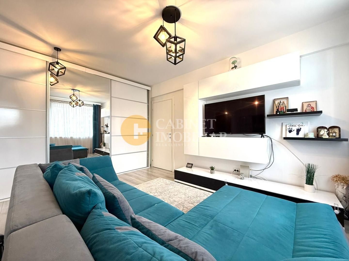 2 Camer – Rompetrol Bucium - 53 mp - Etaj 1 - Mobilat și utilat - Loc de parcare - Poză 1