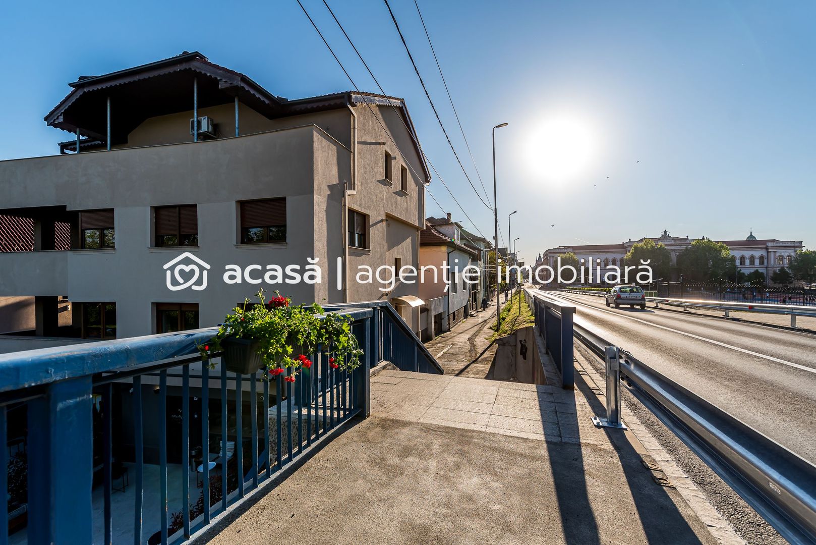 Apartament tip casă | 3 camere & curte | zona Colegiului Moise Nicoară - Poză 1