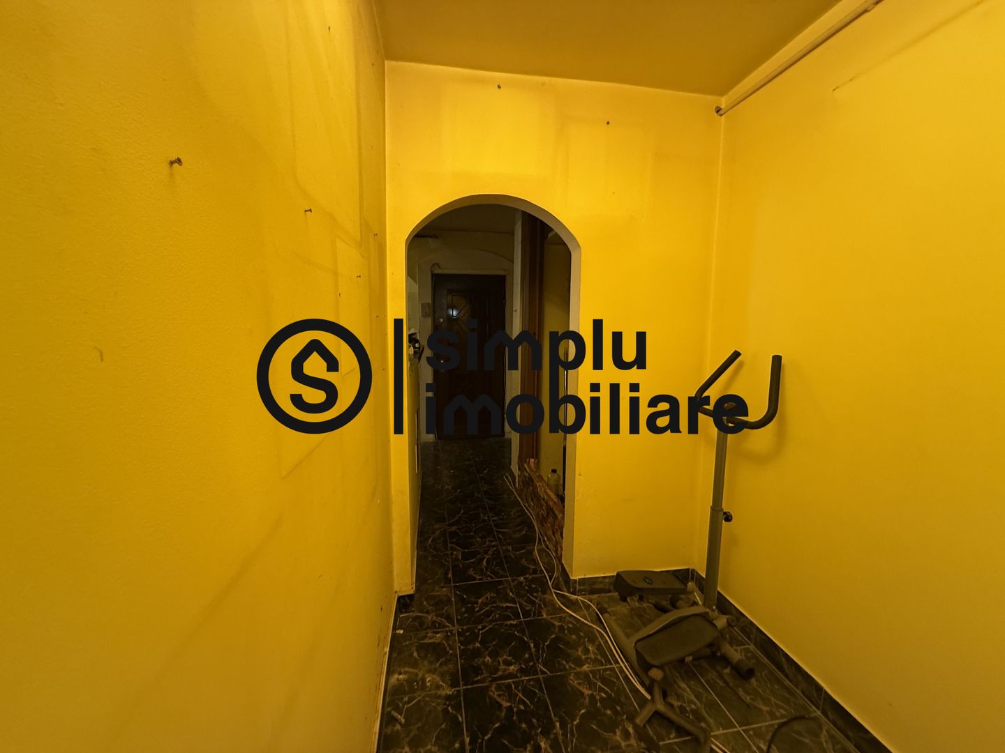 Apartament 3 camere Ciuperca - Poză 6