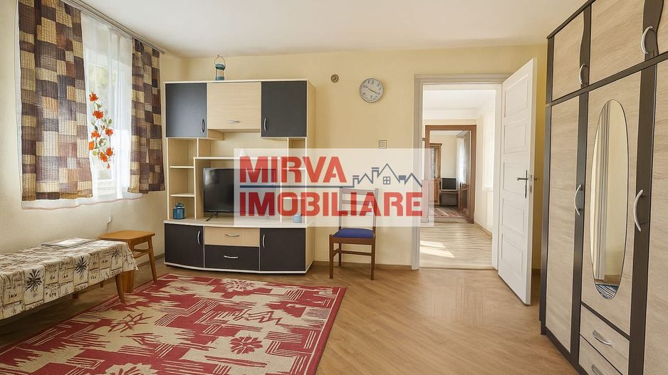 🏡 Casă tradițională într-un peisaj de vis – Vâlcănești - Poză 5