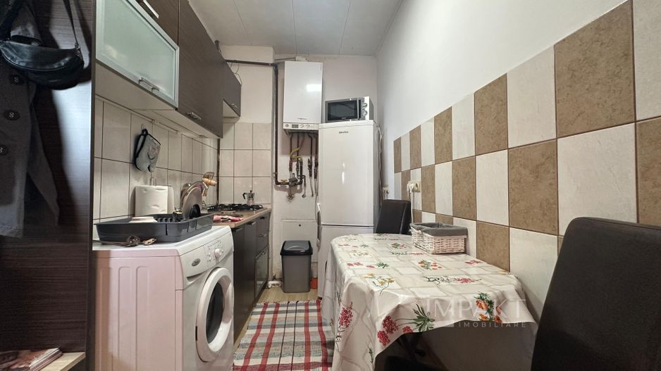 Imobil cu 5 apartamente separate, ideal pentru investitie - zona UMF! - Poză 13