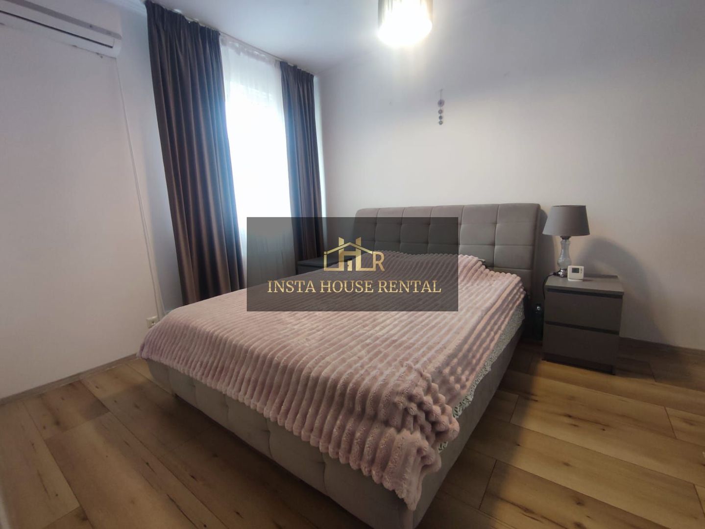 Casa cu gradina Tunari / 2 locuri de parcare - Poză 4