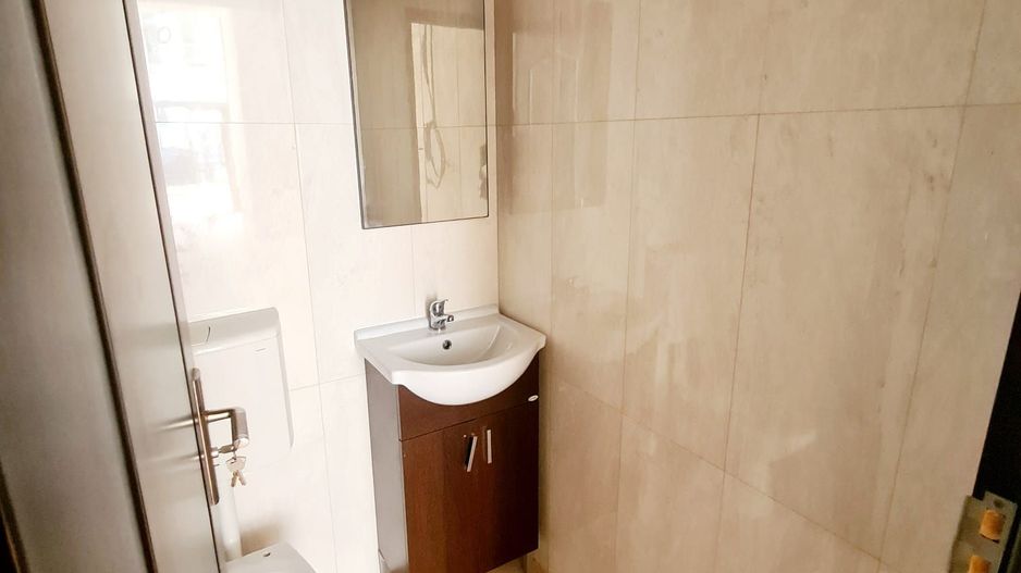 Spatiu de vanzare - Poză 6