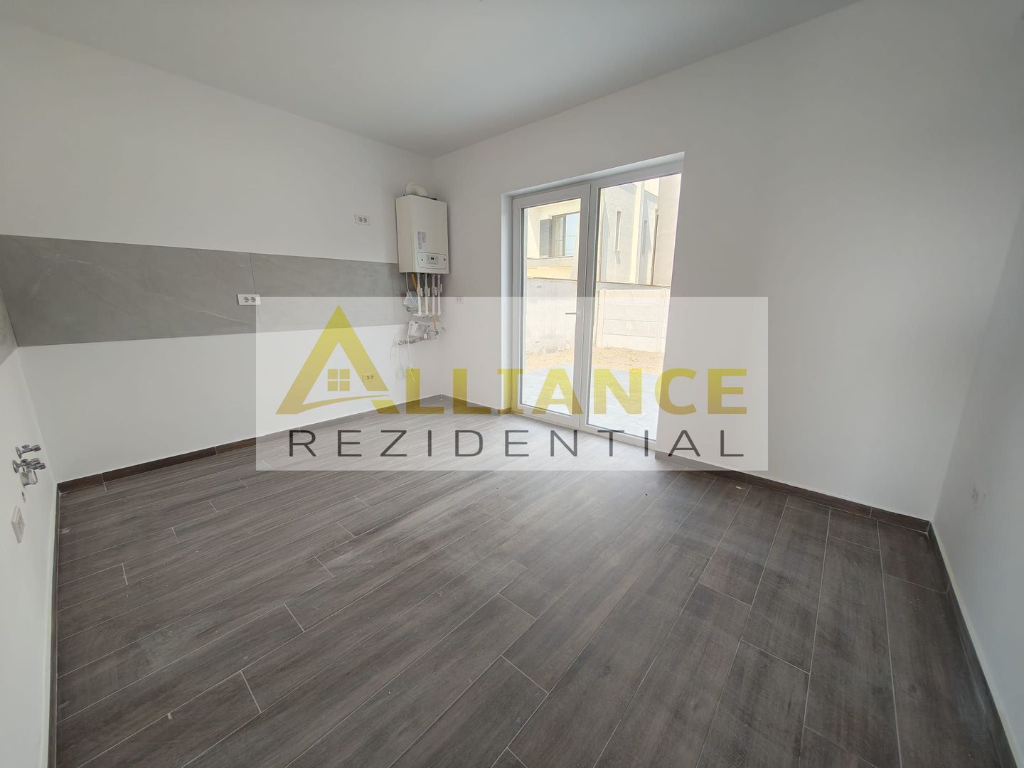 Casa 5 camere | 115 mp utili | 309 mp teren | Mega Image Berceni - Poză 14