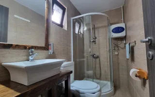Complex turistic și proprietate deosebită de vânzare în Valea Dobârlău - Poză 20