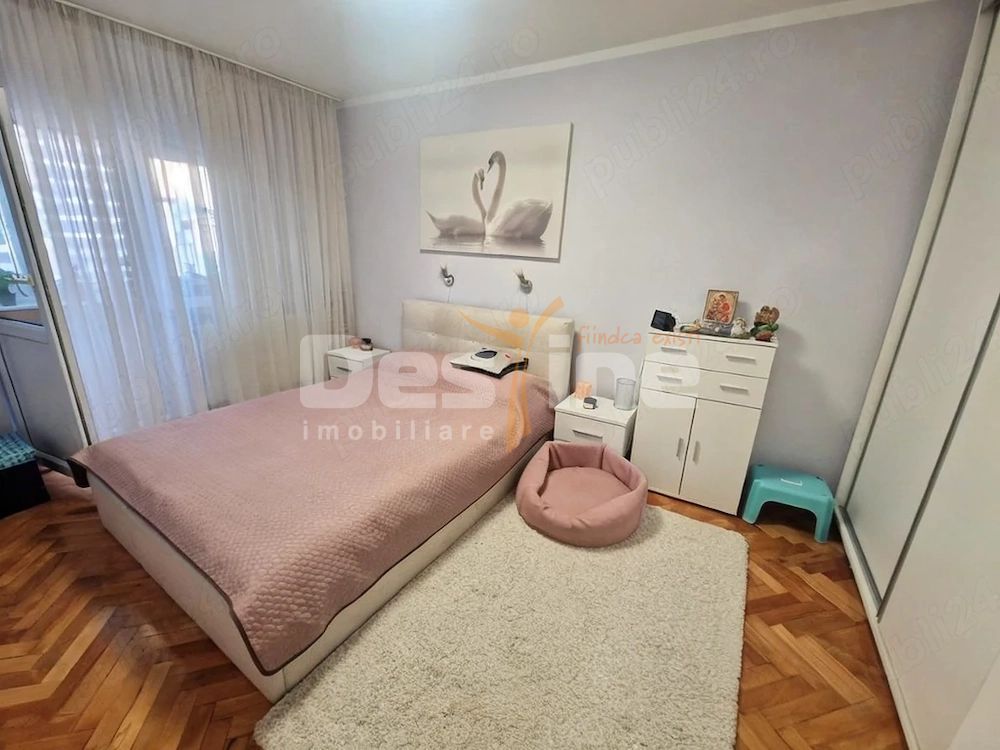 Apartament 3 camere de vanzare - Poză 5