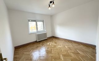 Apartament cu 3 camere, 2 boxe si garaj | Etaj 1 | Zona Fabric - Poză 3