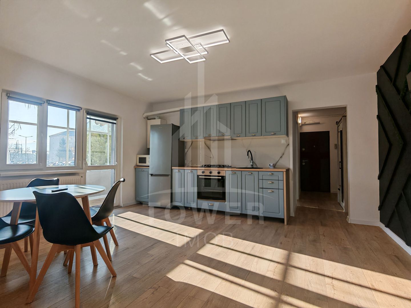 Apartament modern de vanzare 3 camere Hipodrom IV. - Poză 2