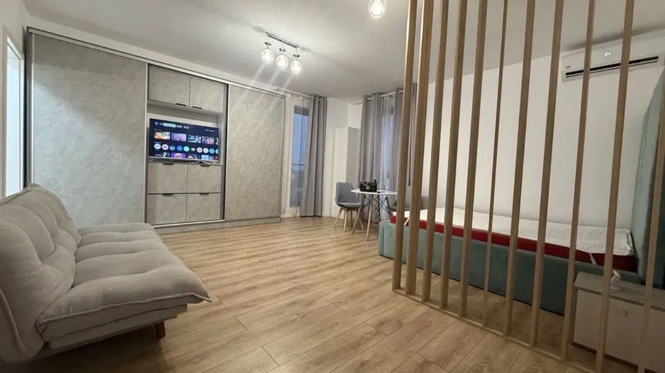 STUDIO PIPERA - PARCARE INCLUSA, CENTRALA PROPRIE, BUCATARIE INCHISA - Poză 1