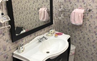 Case moderne x 2 cu 315 mp utili impreuna si teren 500 mp in Terezian - Poză 12