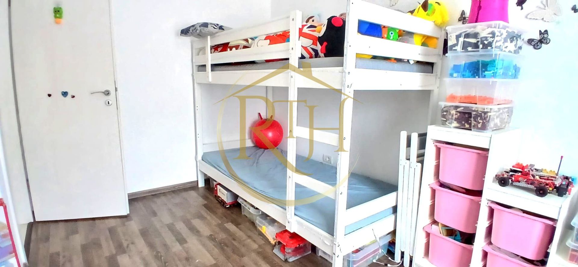 Oferim spre vânzare un apartament deosebit cu 3 camere, în zona Buziașului! - Poză 7