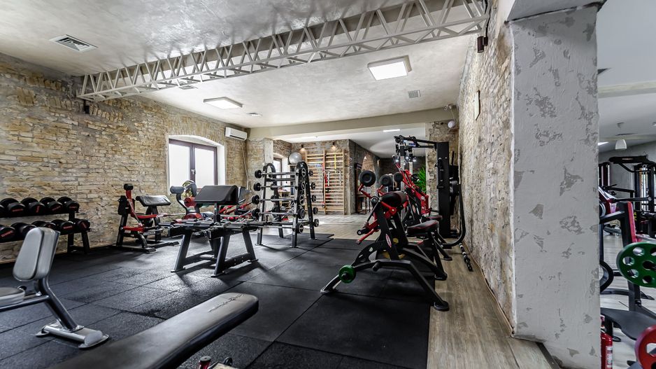 Sala de sport Chisineu Cris - Poză 1