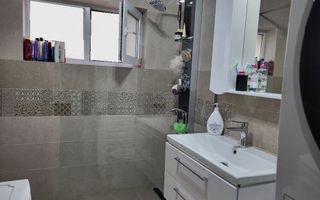 Confort și spațiu – Apartament cu 3 camere, zona Panemar. - Poză 8