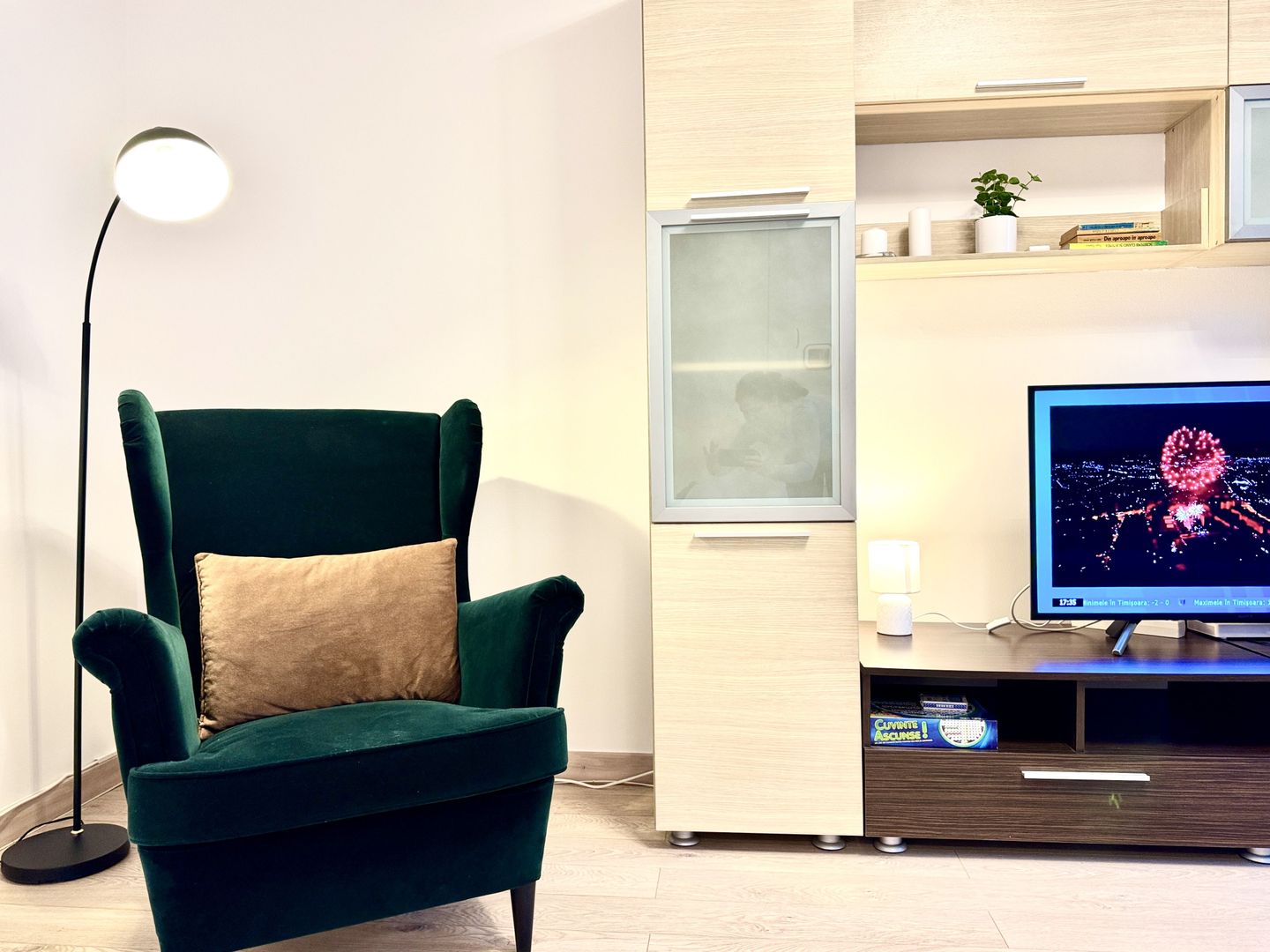 2 camere central vis-a-vis de Posta Mare - Poză 3