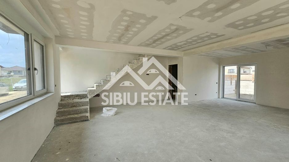 Casa Selimbar, Sibiu 3 dormitoare, 3 bai, terasa - Poză 18