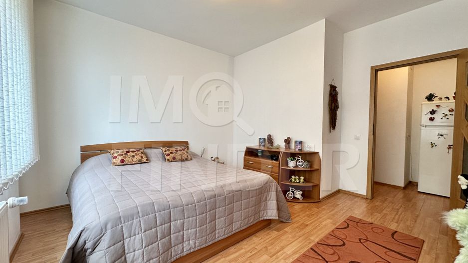 Apartament spațios cu 3 camere,  central, lumină naturală, parcare subterana - Poză 5