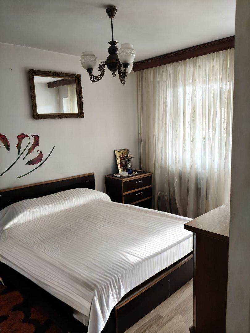 Apartament cu doua camere, Aparatorii Patriei, 80.000€ - Poză 1