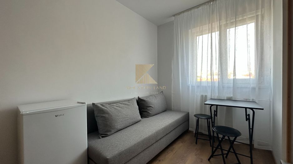 Camera cu baie, renovata complet, Str. Serii 2, prima inchiriere - Poză 4
