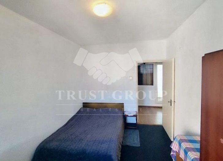Apartament 3 camere Titulescu-Banu Manta | Imobil 1978 | Vedere spate - Poză 10