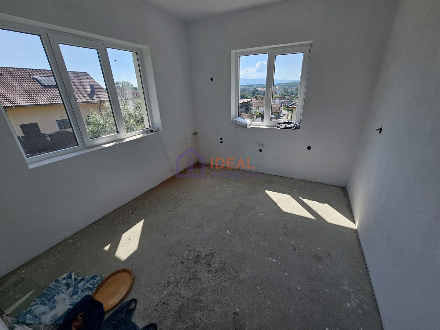 Casa cu 5 camere si vedere panoramica, in Cisnadie - Poză 10