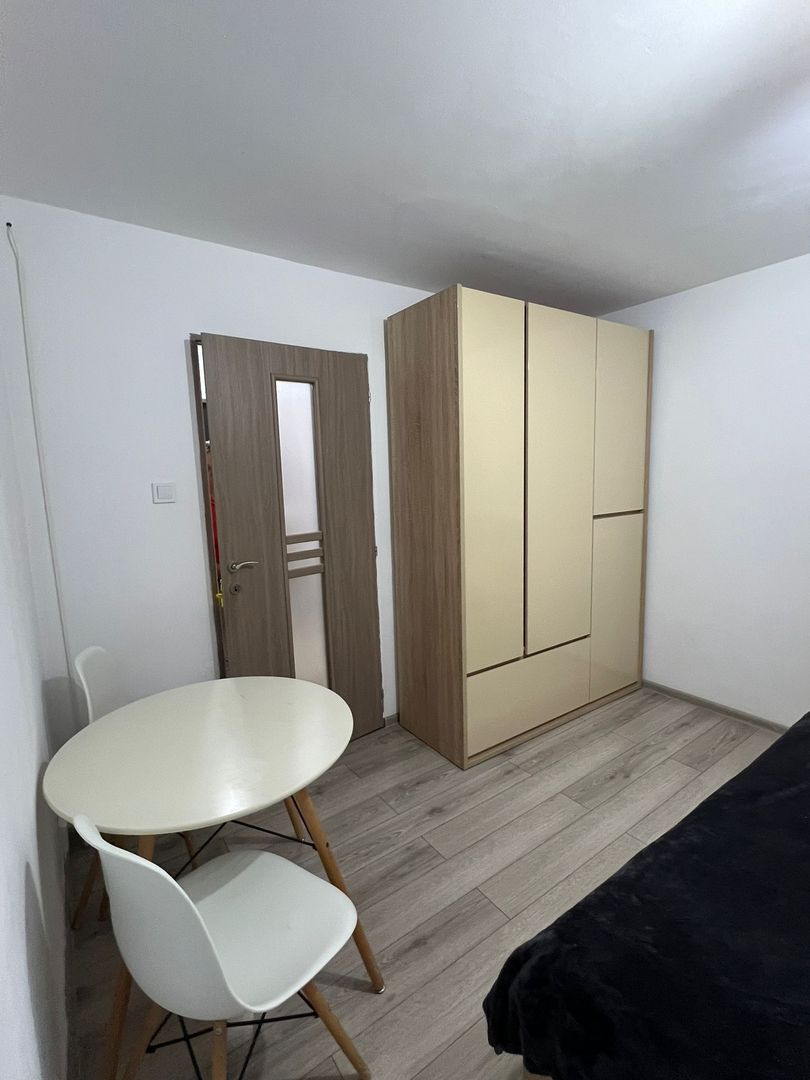 Buziasului | 1 Camera | Renovat complet | Disponibil imediat - Poză 3