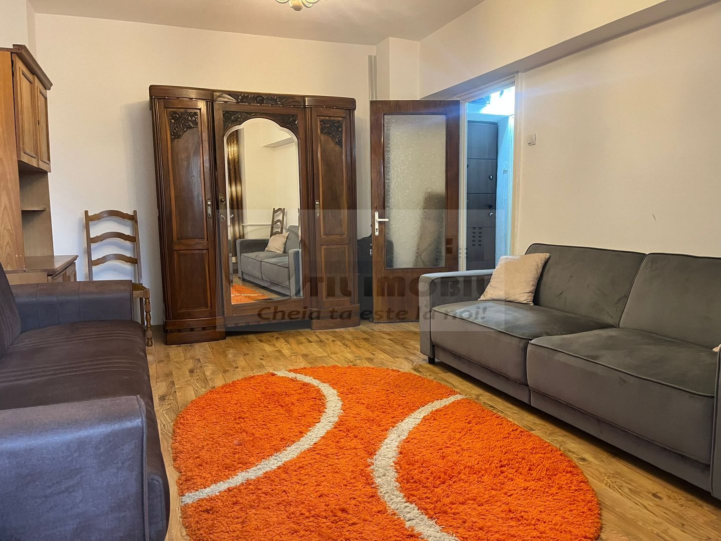 Apartament 1 camera Piata Unirii - 350 EURO - Poză 3