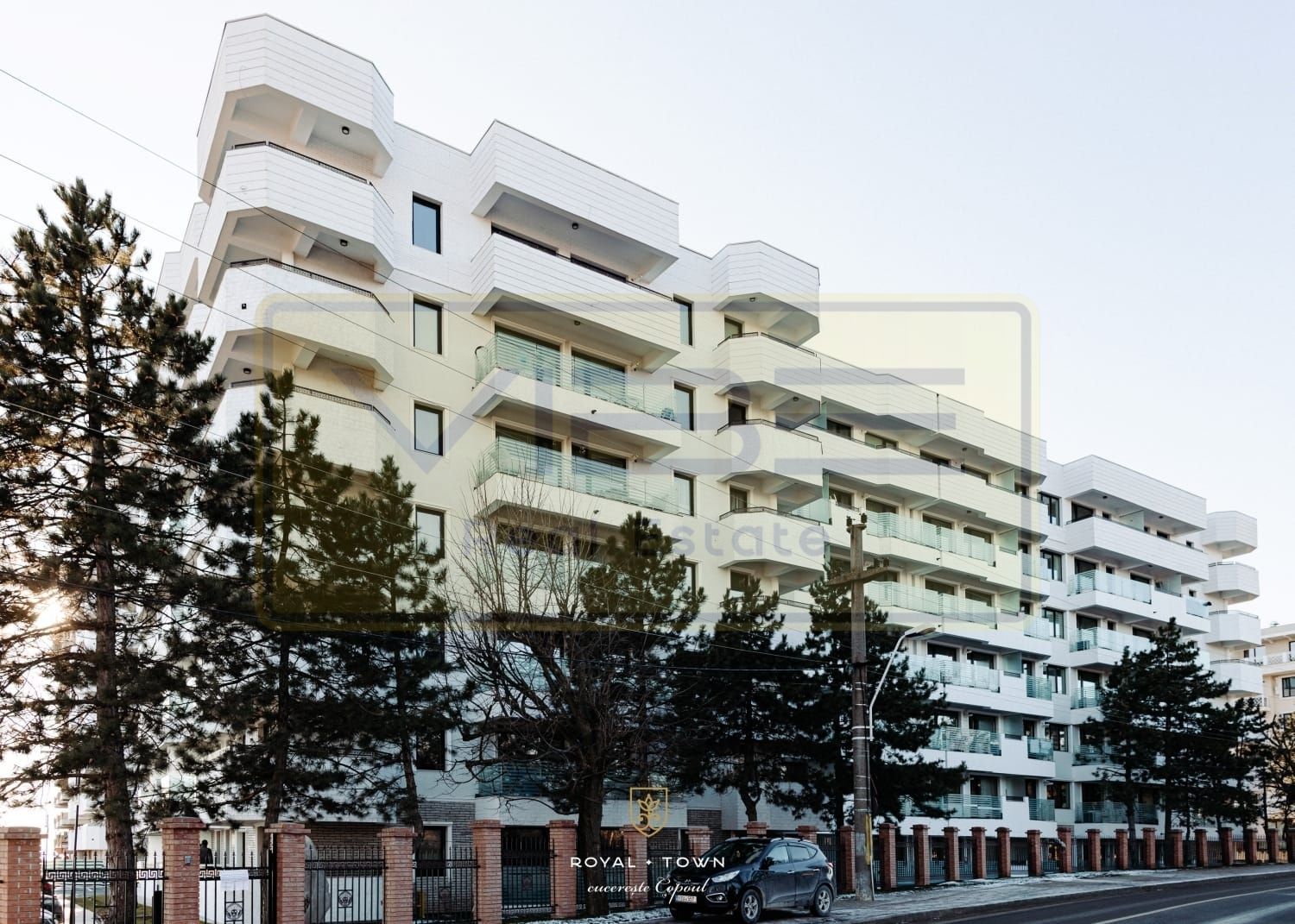 Royal  Town Copou - -INTABULAT -Decomandat - 2 Camere - 60mp - Poză 3