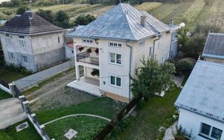 Casă 5 camere, 2.800 mp teren, Dărmănești – 13 km Suceava - Poză 1