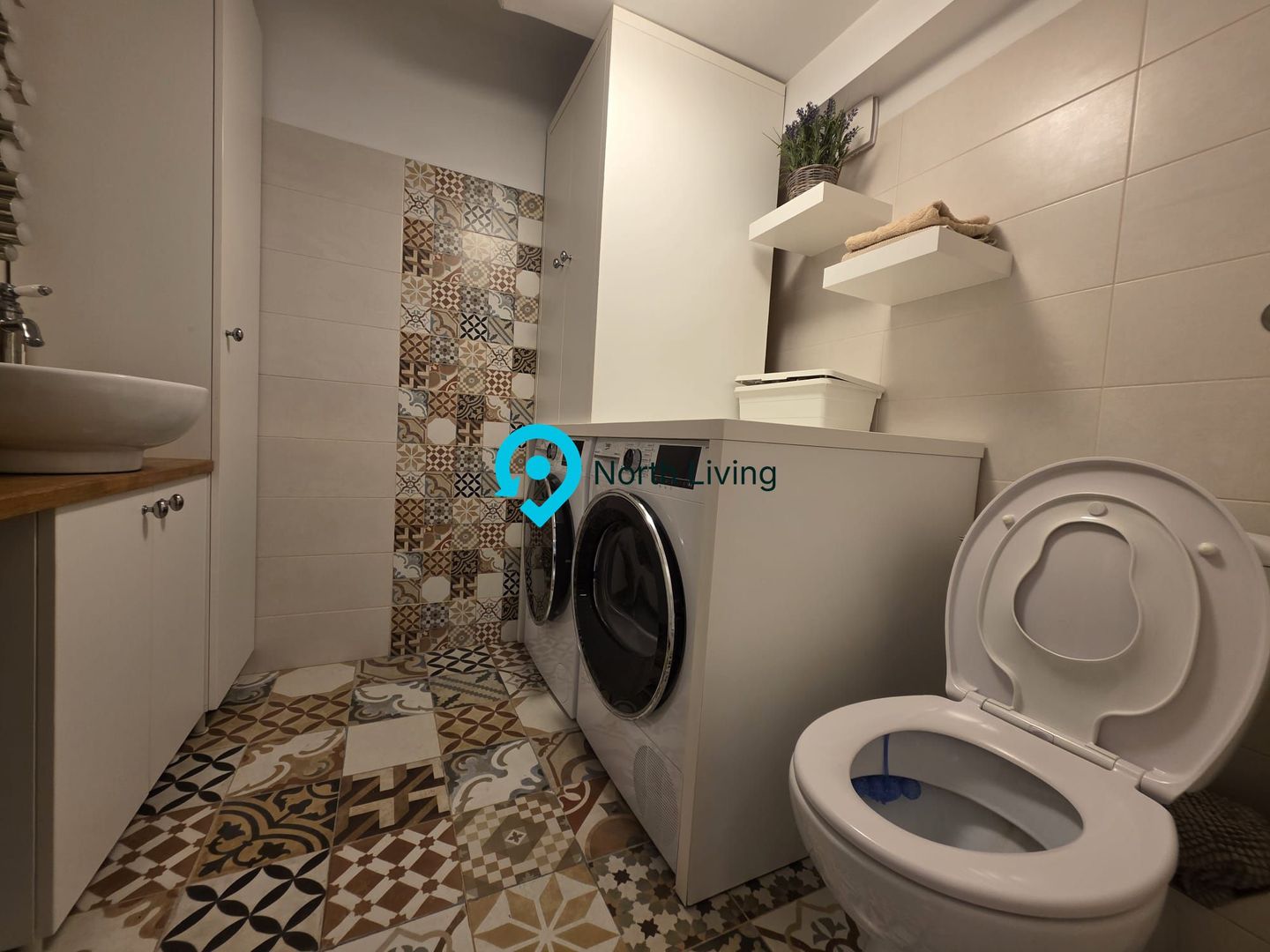 Casa 4 camere + curte 300 mp Tunari - Poză 17