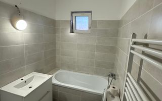 Apartment 3 camere 75 mp utili - Poză 3