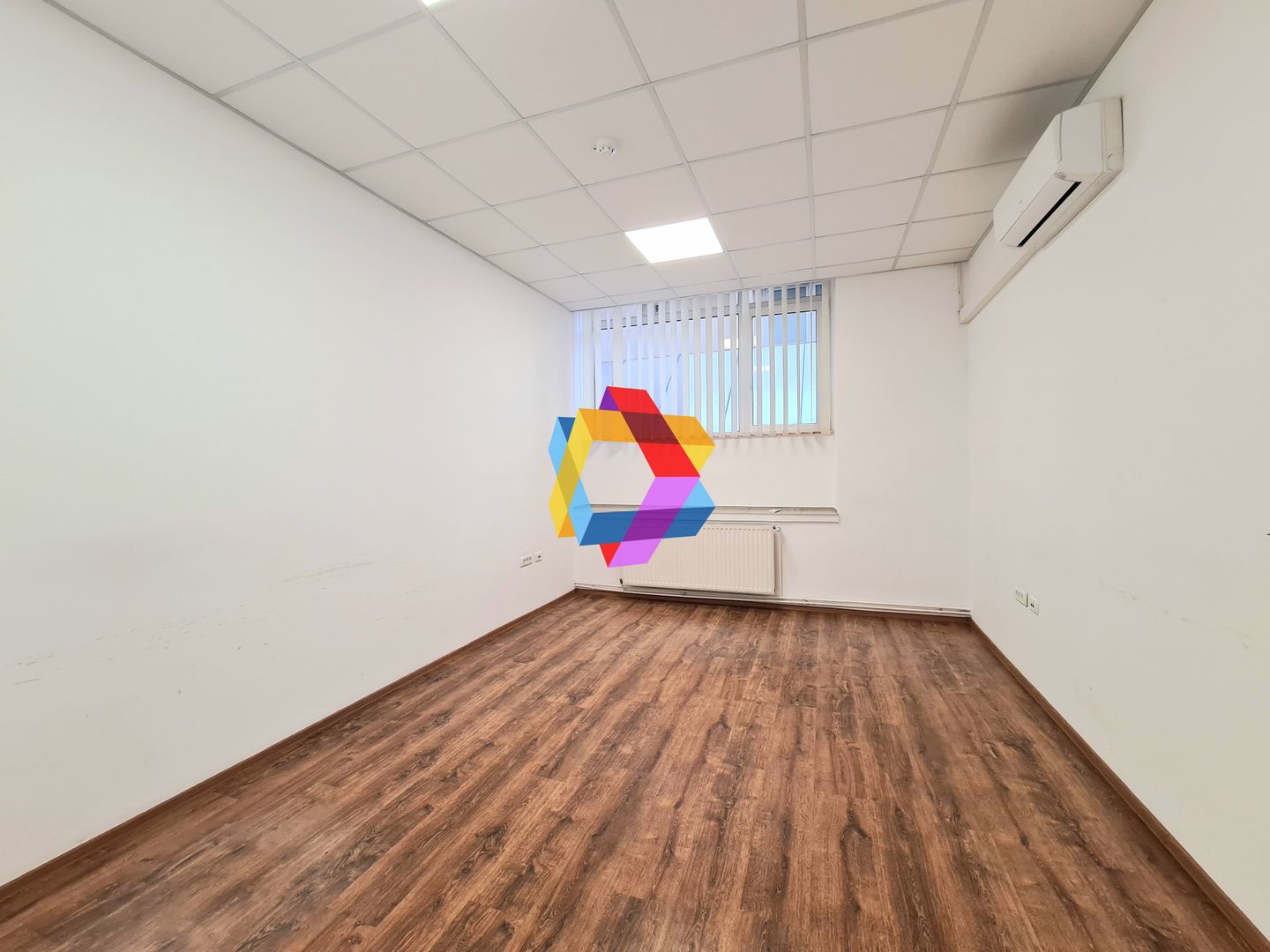 Spatiu birouri de închiriat Brasov - 220 mp # spatii-comerciale-brasov.ro - Poză 13