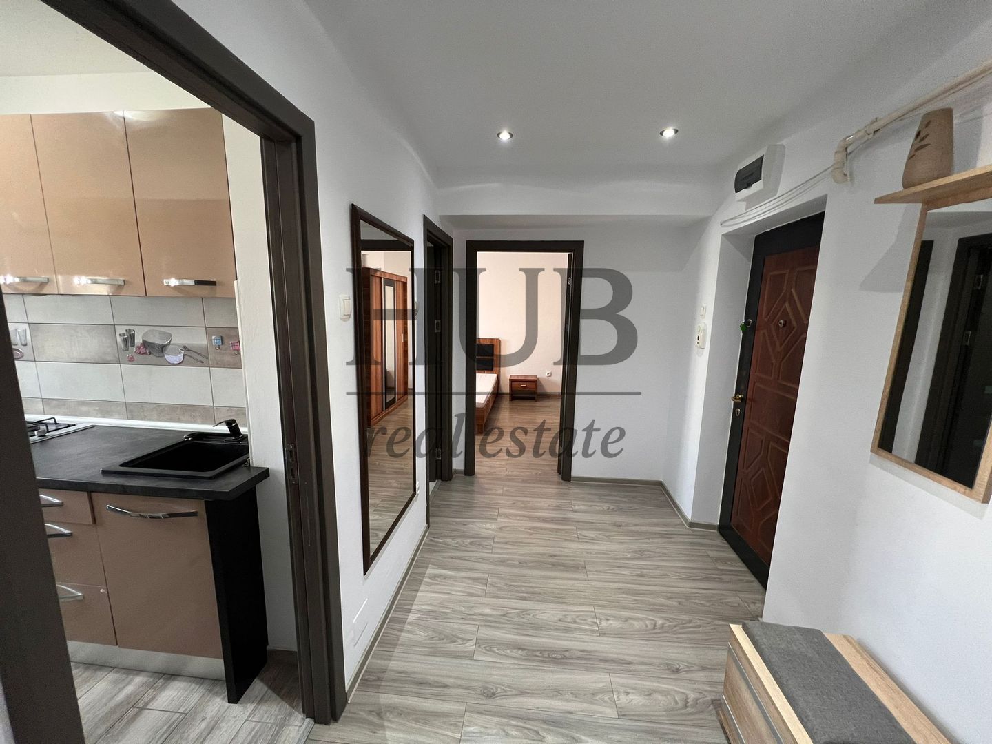 APARTAMENT CU 2 CAMERE DE INCHIRIAT- ZONA CENTRALA | PET FRIENDLY - Poză 4