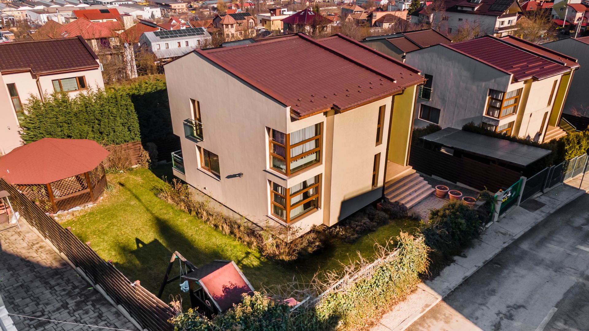 Casa individuala | 255mp s. desfasurata | teren 473mp | D+P+E | Gruia - Poză 40
