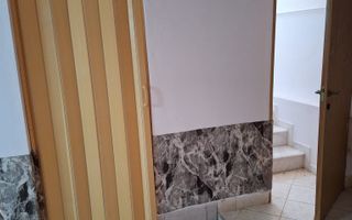 Casa de vanzare cu 6 camere in cartierul Andrei Muresanu - Poză 8