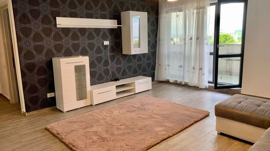 Inchriere Apartament 3 Camere zona Ultracentrala Bloc Nou - Poză 2