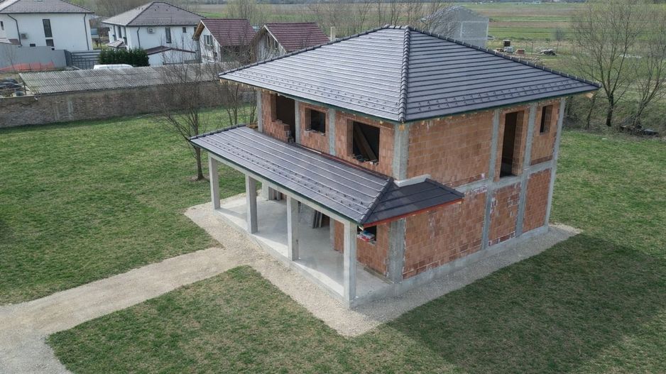 Casa individuala la rosu 146 mp utili P+1 si teren 760 mp in Turnisor - Poză 1