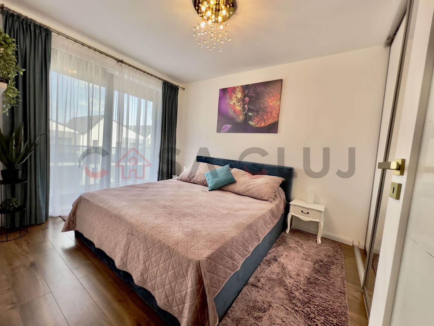 Casă ultrafinisată, la cheie, 2 minute de ViVo Mall!! - Poză 7