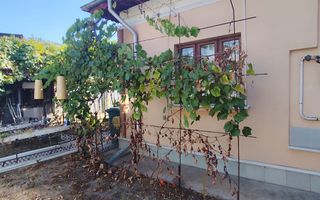 Casa de vanzare + teren in zona Jiului (Bucurestii Noi) - Poză 32