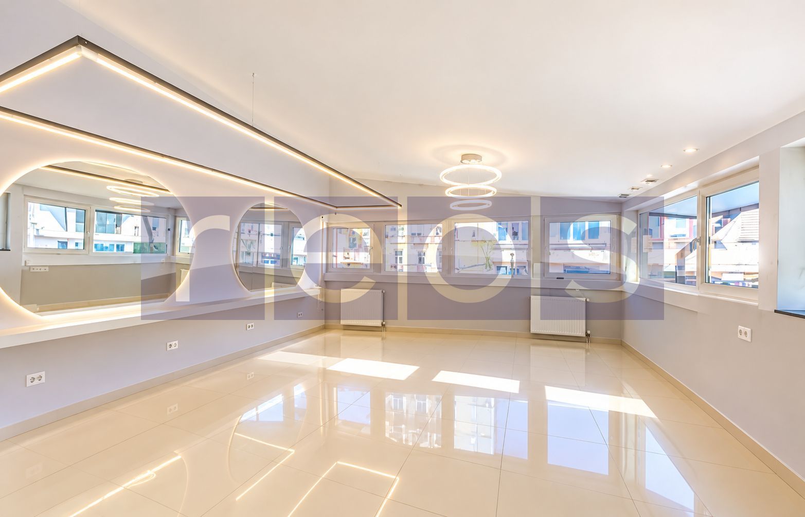 DE VANZARE SPATIU COMERCIAL 80 MP | P+1 | UNIRII – BD. CORNELIU COPOSU - Poză 1