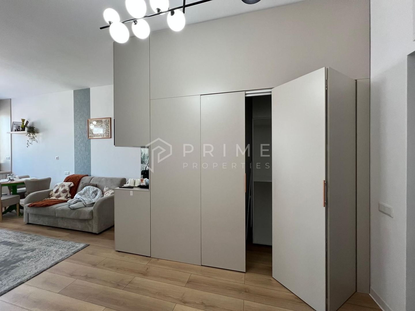 Studio premium transformat în 2 camere | Concept 9 | Vedere panoramică - Poză 7