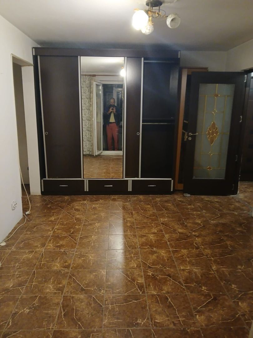 BRASADAS inchiriaza apartament 2 Camere LUICA - Poză 8