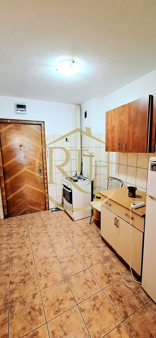 Oferim spre inchiriere apartament cu 1 camera, Bloc izolat, Complex Studentesc - Poză 14