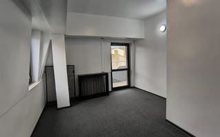 CENTRU PIATA UNIRII - Birouri luminoase cu terasa ! - Poză 14