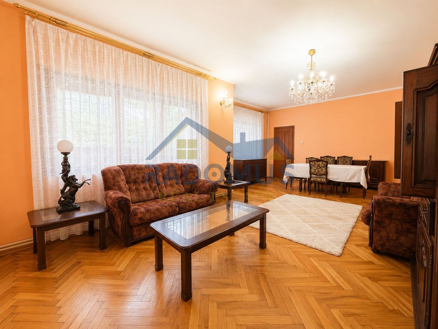 Vila 4 camere | Teren 532 mp | Piscina si foisor | Str. Lupeni - Poză 9